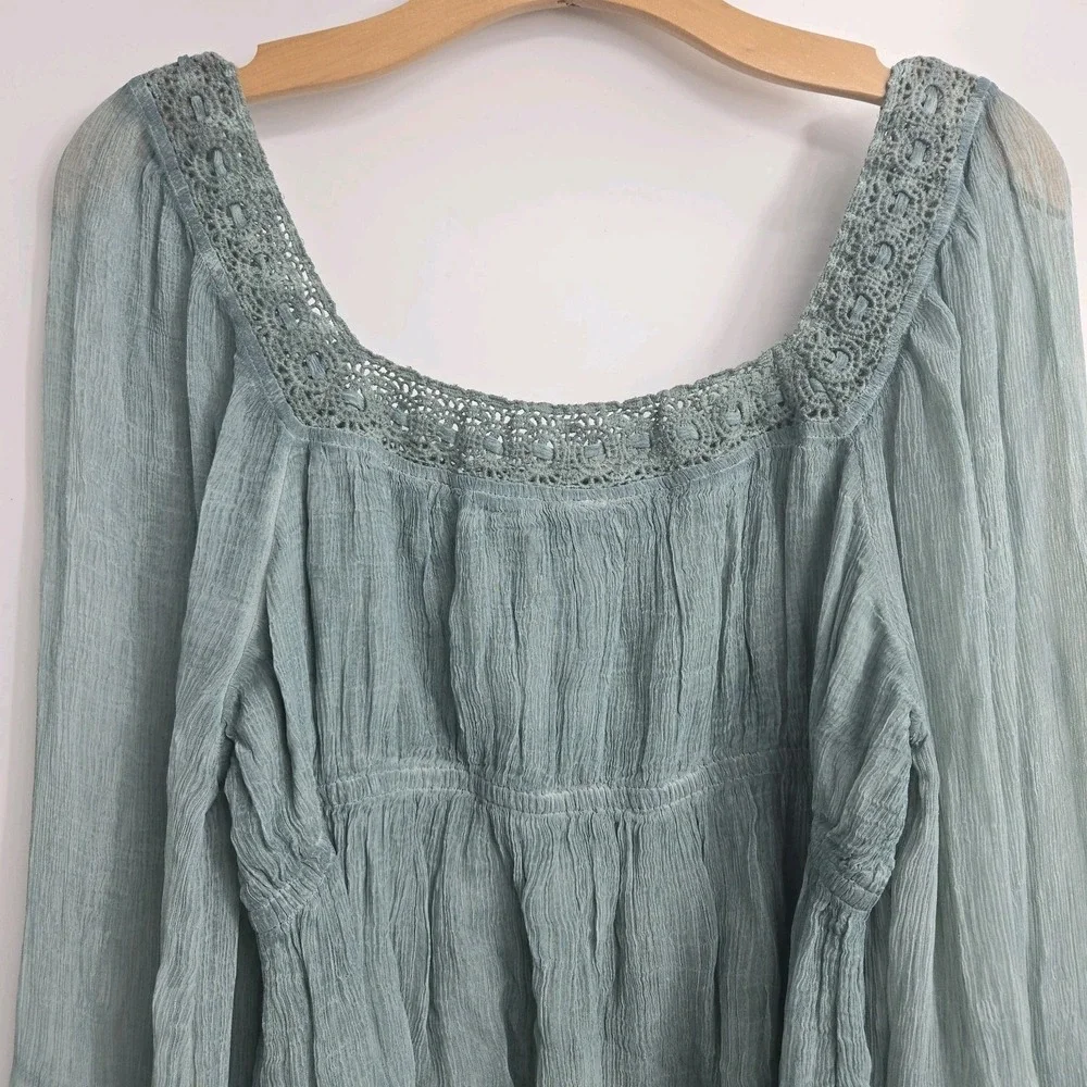 Free People Peasant Top Size Medium Moonchaser Blue Dust Mineral Puff Sleeve‎